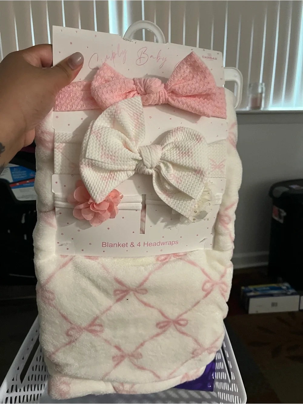 Pink babygirl Newborn to 3M basket